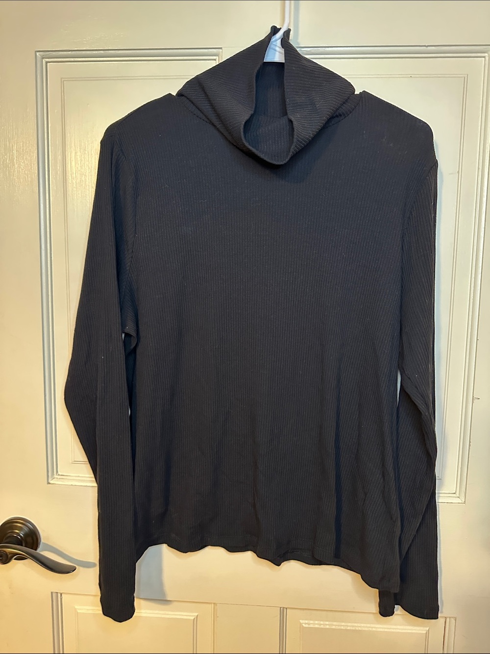 Old Navy Black Ribbed Funnel/Turtle Neck Long-Sleeve Top